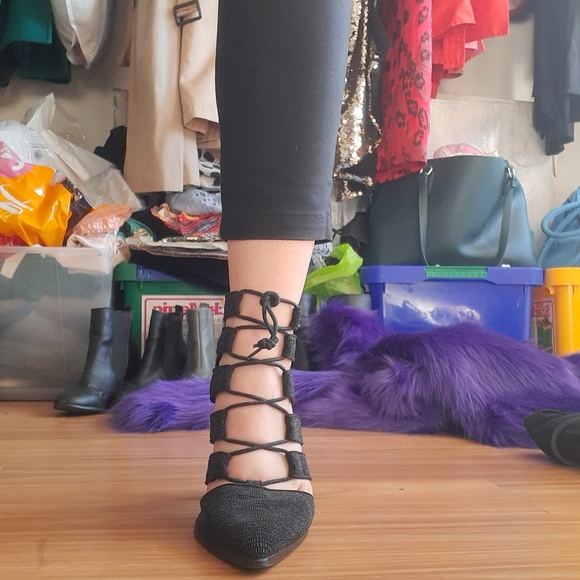 SENSO "Taffy" strappy lace up heel sz 8 AU - Picture 2 of 10